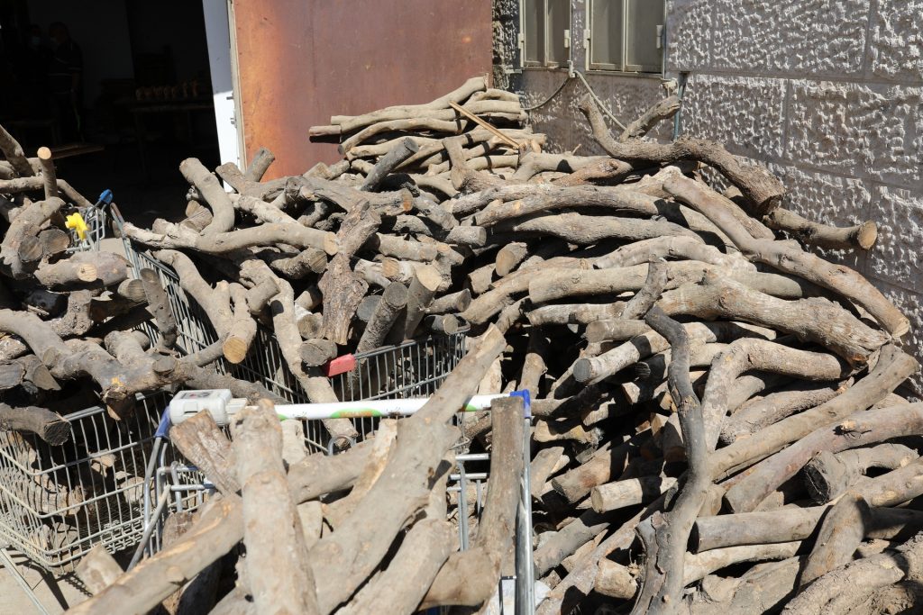 Raw branch stock